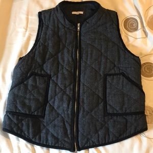 Fall dark gray quilted vest, Women’s XL